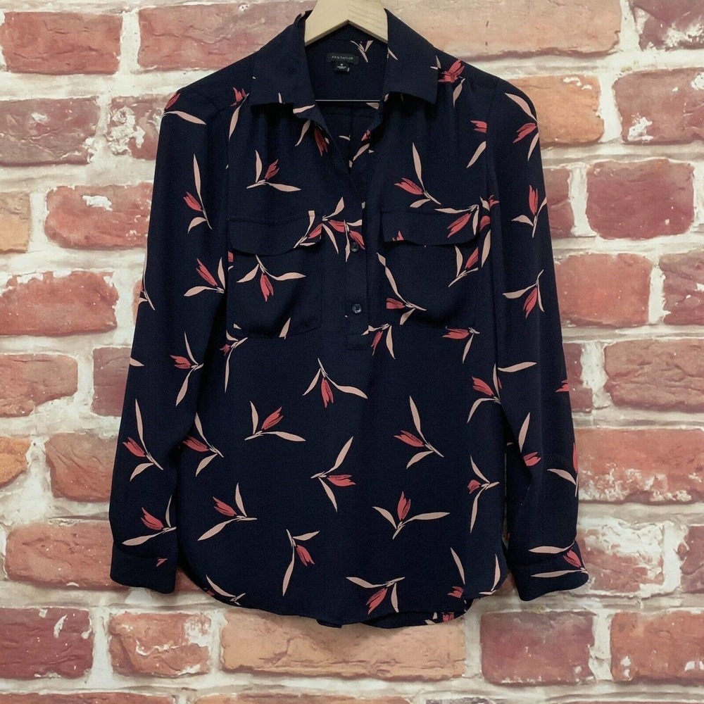 Ann Taylor Loft Top Women's Small Navy Blue Multicolor Floral Flap Pocket Blouse